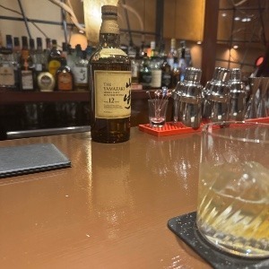 こーー